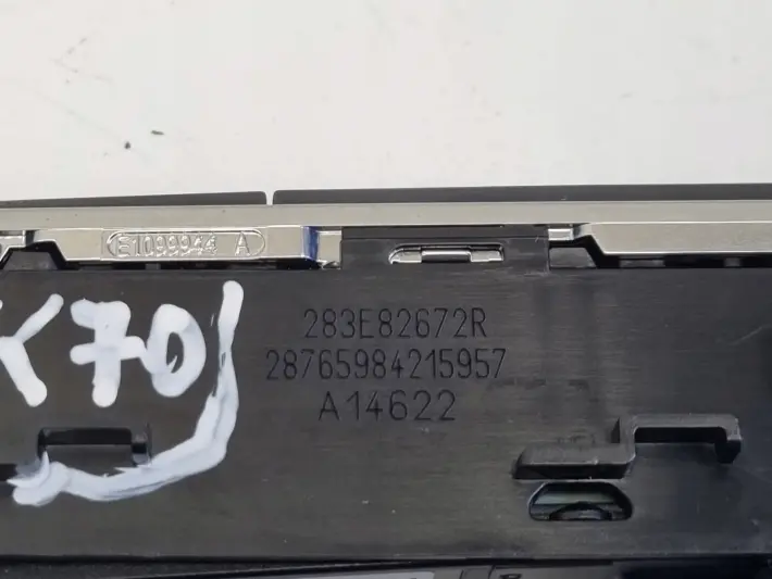 Renault Scenic IV Megane IV PANEL FOTELI Przełącznik E32411-01