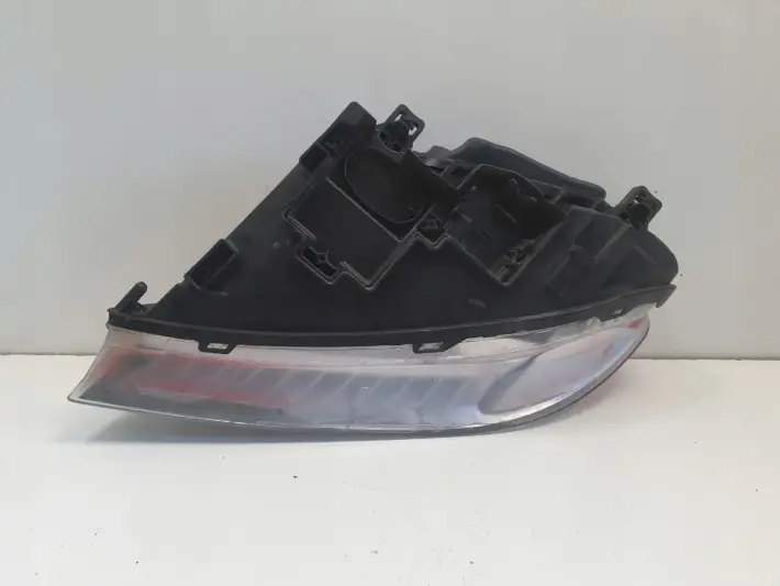 Volvo S80 II V70 III 06-16r PRZEDNIA LAMPA PRAWA PRAWY PRZÓD 31214352