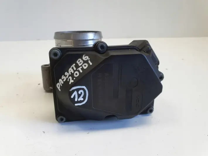 VW Passat B6 2.0 TDI PRZEPUSTNICA A2C83076000
