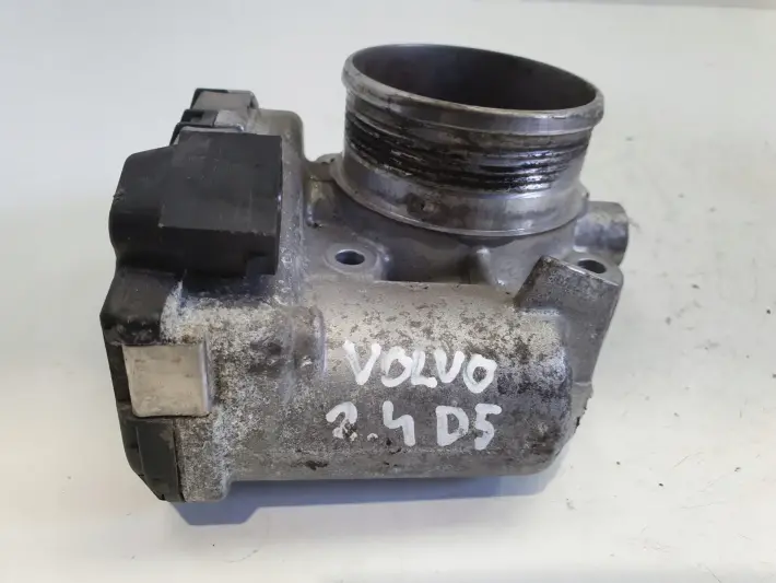 Volvo S40 II V50 2.4 D5 PRZEPUSTNICA 31216665 0280750520
