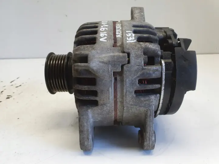 Clio III 1.6 16V ALTERNATOR 0124425034 120A bosch