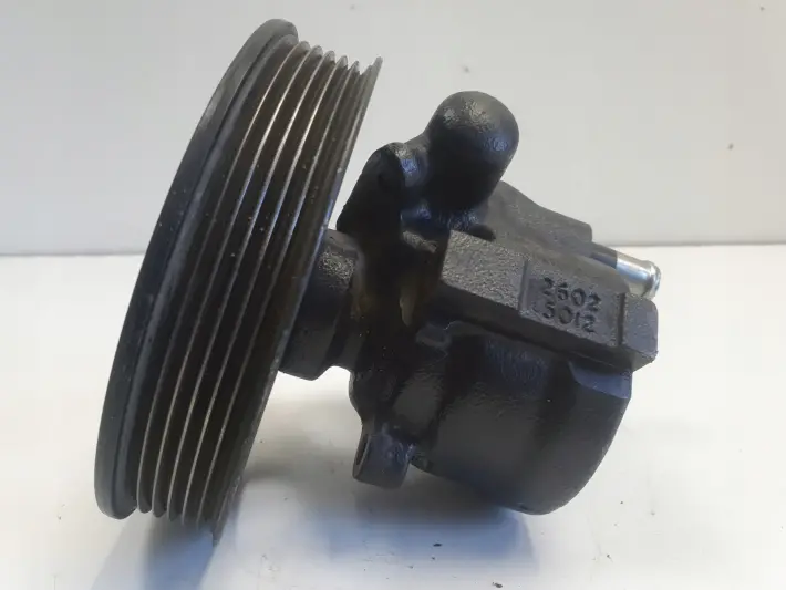 Opel Astra F 1.8 8V POMPA WSPOMAGANIA 90409232