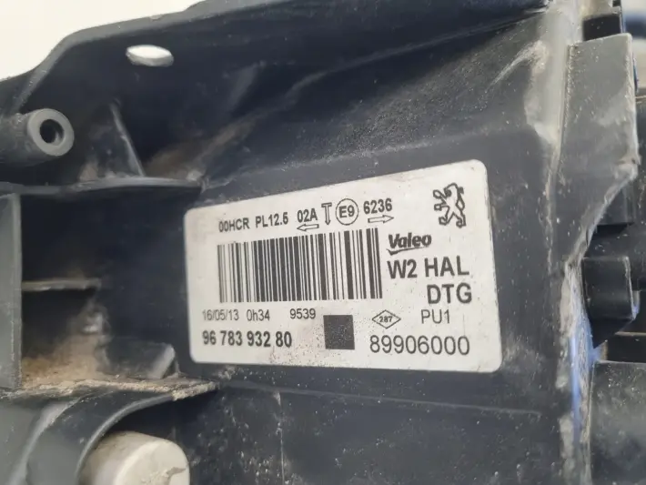 PEUGEOT 508 10-18r PRZEDNIA LAMPA PRAWA PRAWY PRZÓD 9678393280