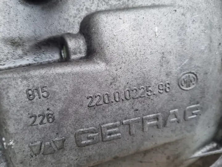 Audi A4 B5 1.8 20v KRZYNIA BIEGÓW DHZ manualna MANUAL