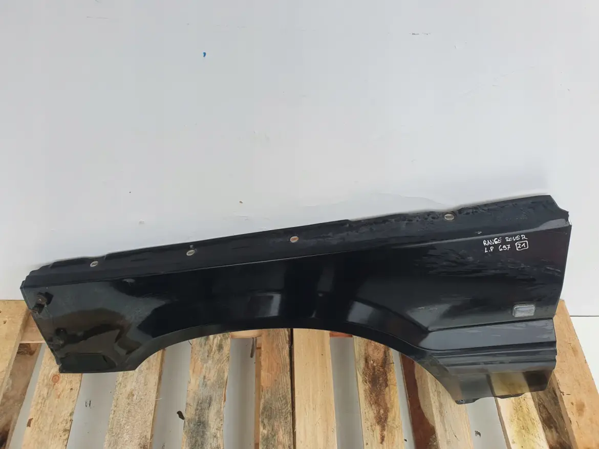 Range Rover II P38 PRZEDNI BŁOTNIK LEWY PRZÓD 697