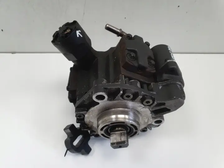 Volvo C30 V50 S40 II V70 III 2.0 D POMPA WTRYSKOWA paliwa