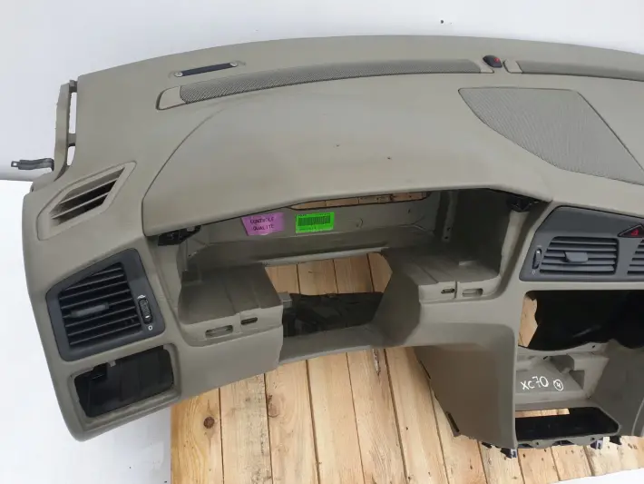 Volvo XC70 II DESKA ROZDZIELCZA KONSOLA SCHOWEK kokpit