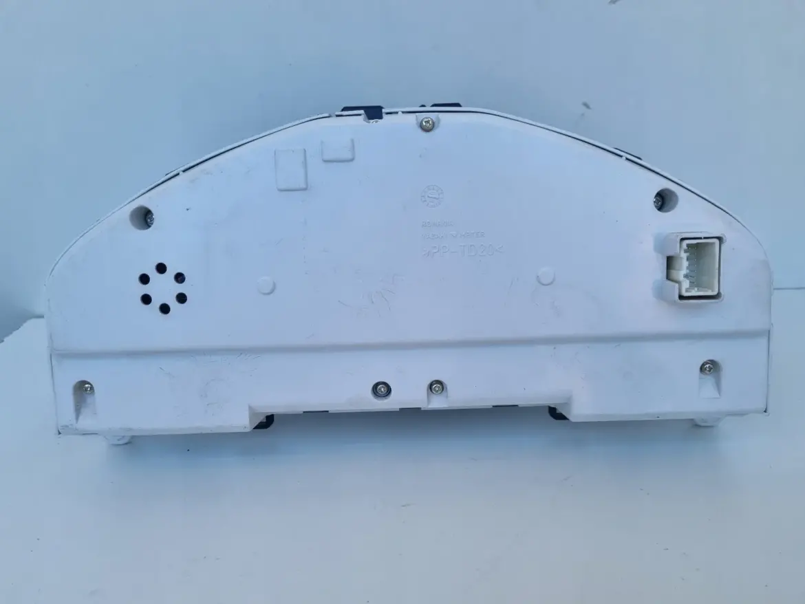 Volvo S80 II V70 III XC70 II 2.0 16V LICZNIK ZEGARY Europa 30786622AB
