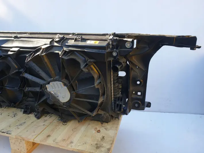 Ford F150 2.7 3.5 V6 14-20r PRZEDNI PAS CHŁODNICE