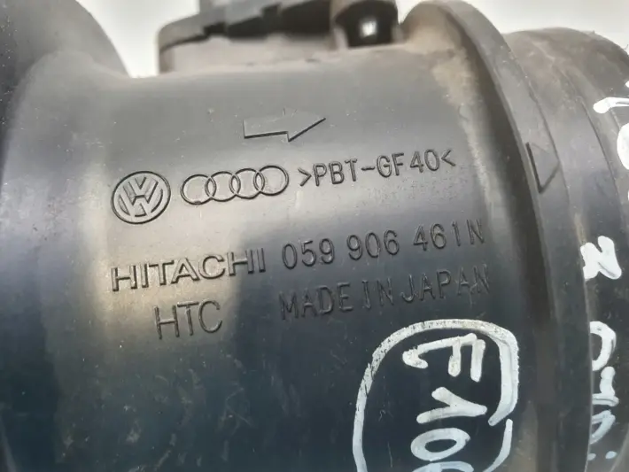 VW Touareg 3.0 TDI PRZEPŁYWOMIERZ POWIETRZA 059906461N