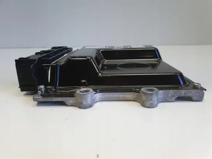 Volvo V40 II 2.0 D STEROWNIK SILNIKA komputer 31312486