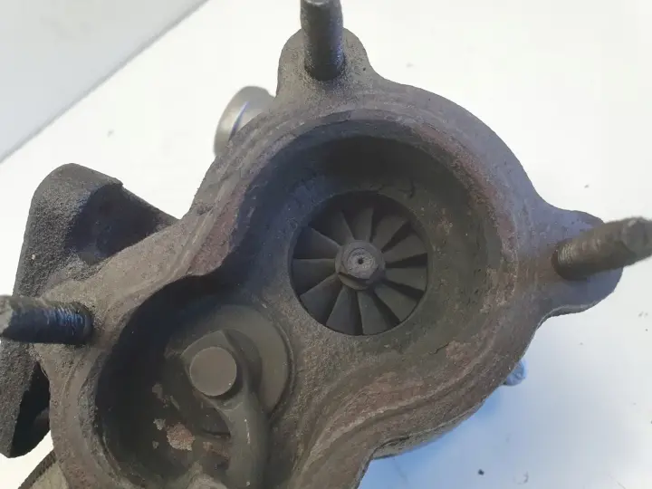 VW Sharan 1.9 TDI TURBOSPRĘŻARKA turbo 028145701J AHU 90KM