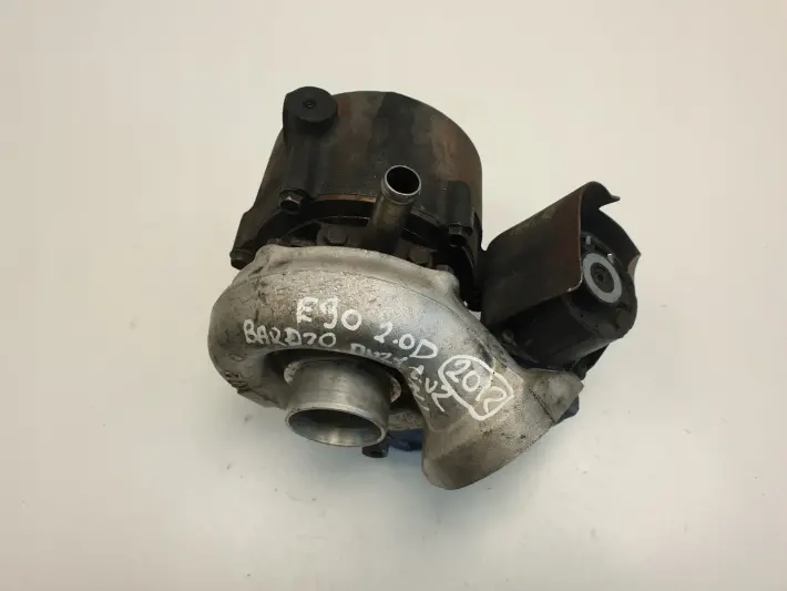BMW E90 E91 2.0 D TURBOSPRĘŻARKA TURBO