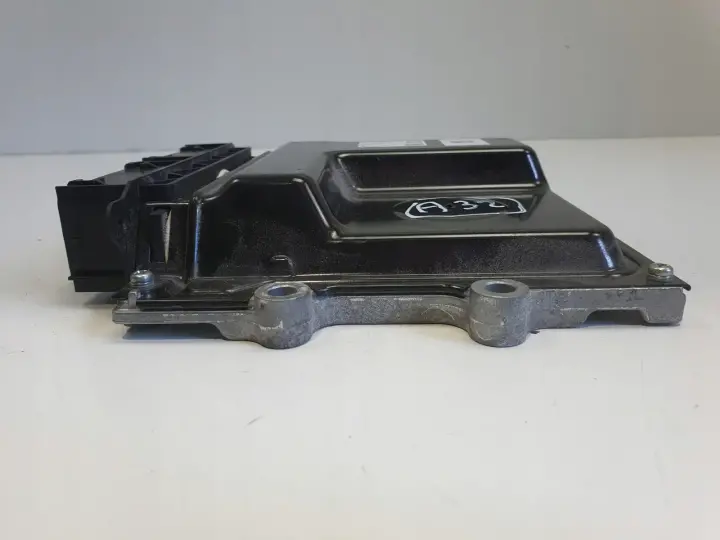 Volvo V40 II 2.0 D STEROWNIK SILNIKA komputer 31312486