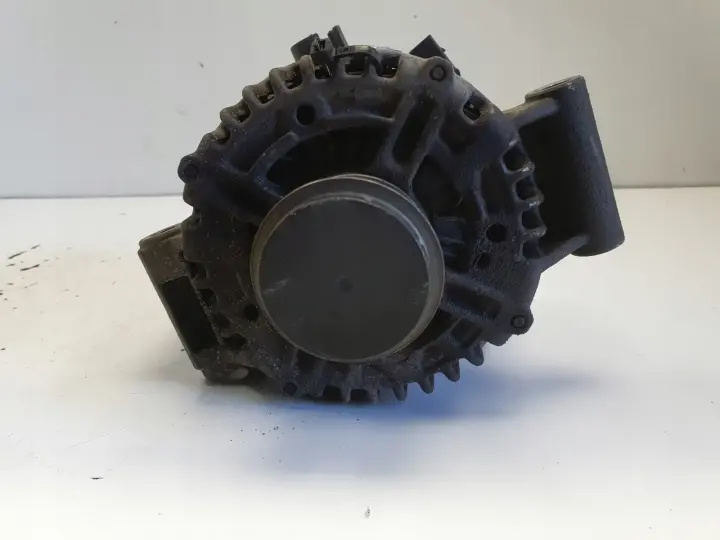 Ford Mondeo IV MK4 2.0 16V ALTERNATOR 0121615006