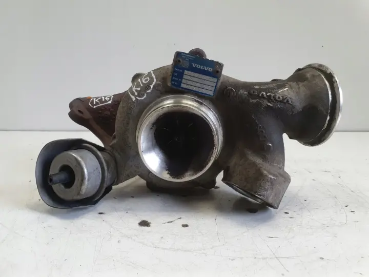 Volvo V60 II 2.0 D4 TURBOSPRĘŻARKA turbo 32240493 31491217