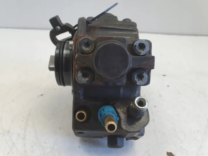 Opel Corsa D 1.3 CDTI POMPA WTRYSKOWA paliwa 0445010204