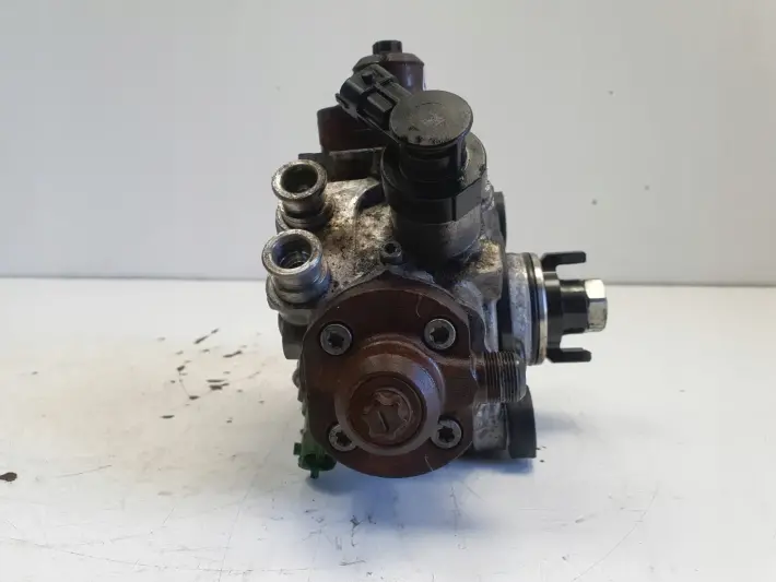 Volvo S60 II V60 2.0 D4 POMPA WTRYSKOWA paliwa 0445010681