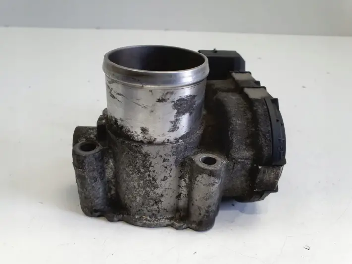 Opel Vivaro Trafic 2.0 DCI ROZRUSZNIK 0281002681 bosch 8200330810