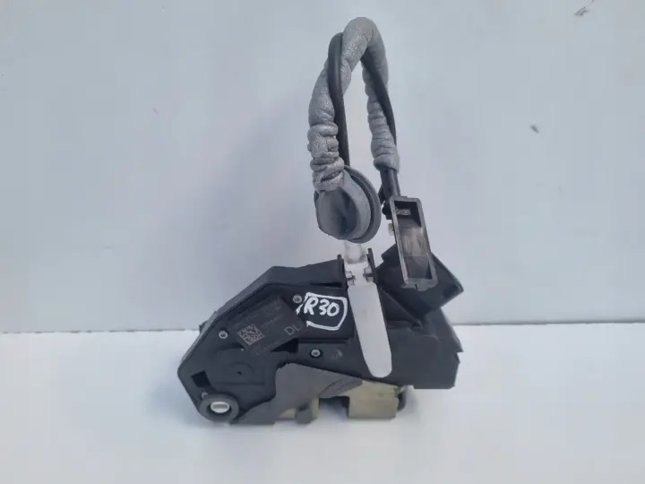 Volvo S60 II V60 ZAMEK DRZWI lewy tył KIEROWCY 31301742 Europa