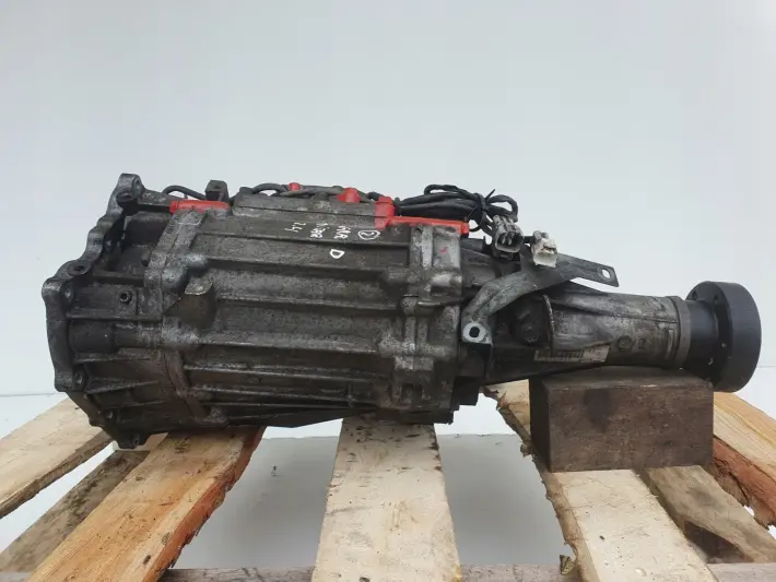 Suzuki Grand Vitara II 2.4 16V REDUKTOR SKRZYNI BIEGÓW 33251-6EU0A