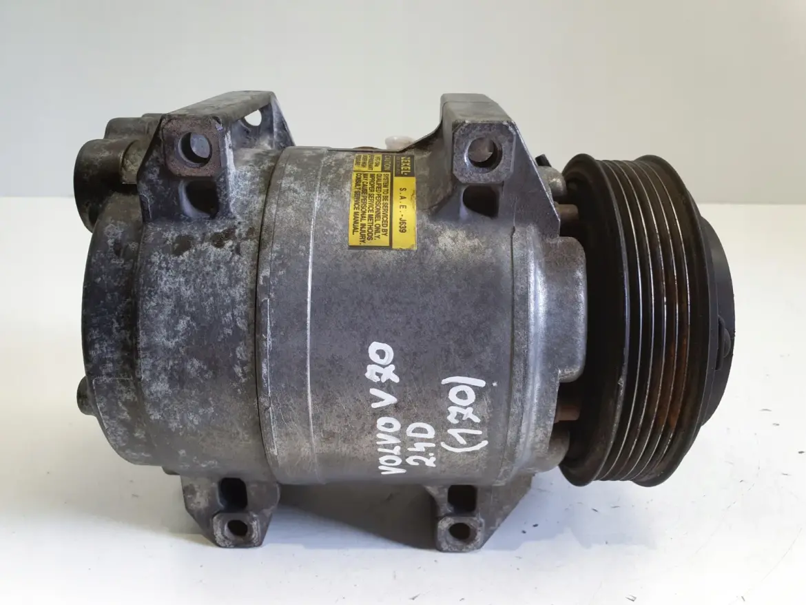 Volvo S60 I V70 II 2.4 D5 SPRĘŻARKA KLIMATYZACJI pompa 30742206
