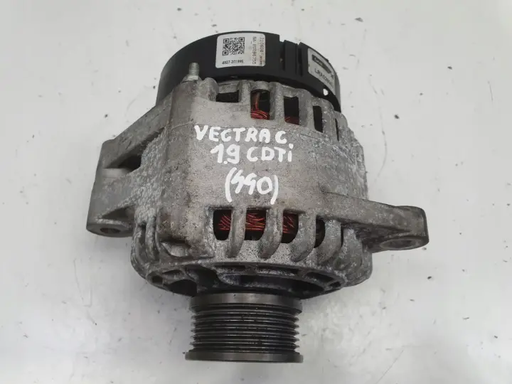 Opel Vectra C 1.9 CDTI ALTERNATOR LRA02809