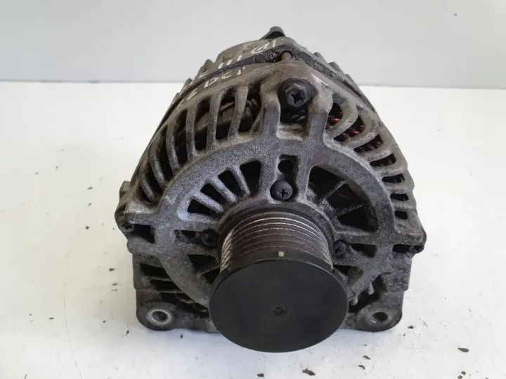 Renault Trafic III 1.6 DCI ALTERNATOR 231006729R