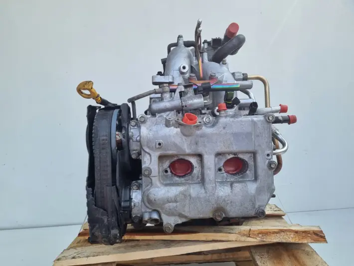 SILNIK KOMPLET Subaru Impreza II GD 2.0 16V EJ20 EJ201 EGR