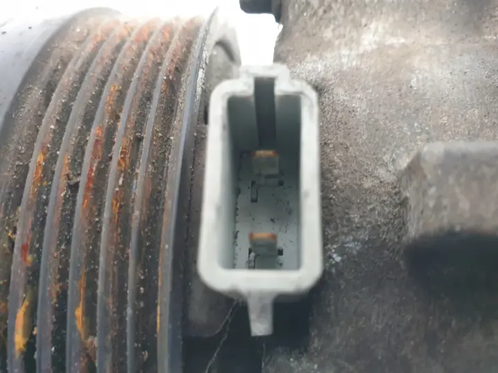 Ford XII F250 F350 6.8 V10 SPRĘŻARKA KLIMATYZACJI 5C74-19D629-BB