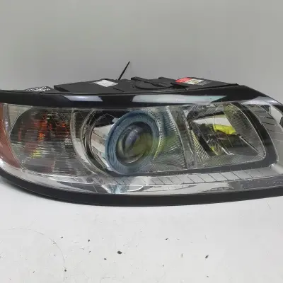 Volvo S40 II V50 LIFT XENON PRZEDNIA LAMPA PRAWA prawy przód 31265699