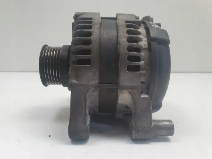 Volvo S40 II V50 2.0 D ALTERNATOR 0986049071