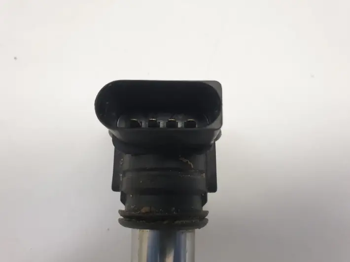 VW Golf V 2.0 FSI CEWKA ZAPŁONOWA oryginał 07K905715F