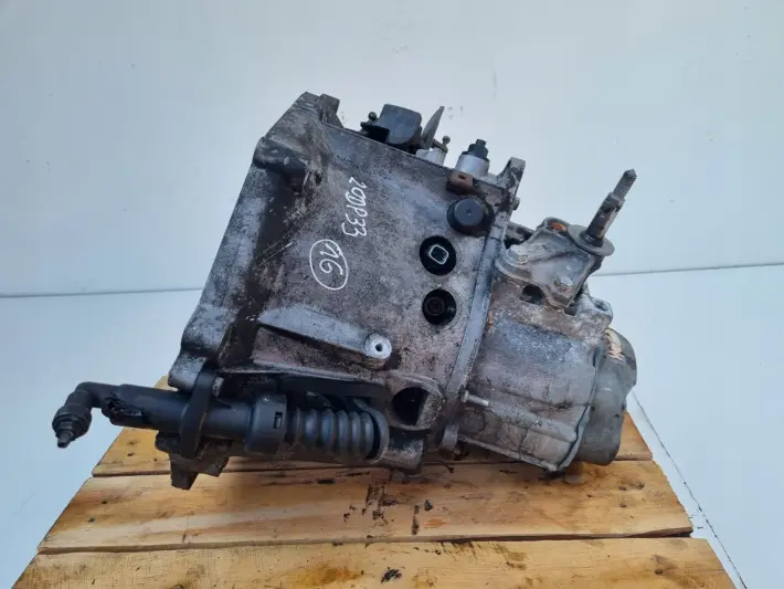 Peugeot Partner III 1.6 HDI SKRZYNIA BIEGÓW 20DP33 manualna MANUAL