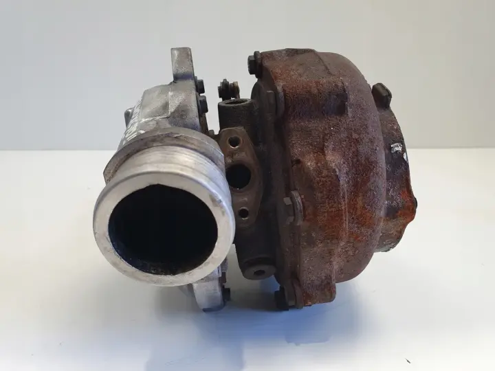 Volvo V70 II XC70 XC90 2.4 D5 TURBOSPRĘŻARKA turbo 30757080