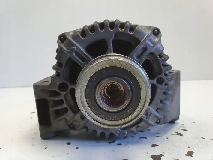 Opel Corsa C 1.3 CDTI ALTERNATOR 13117279YQ 706022082 90A