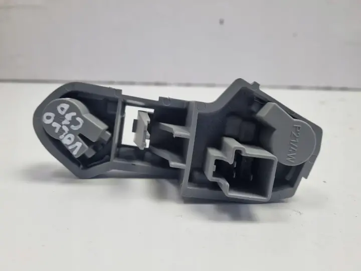 Volvo C30 WKŁAD TYLNEJ LAMPY ŻARÓWKI TYLNEJ PRAWEJ PRAWY TYŁ