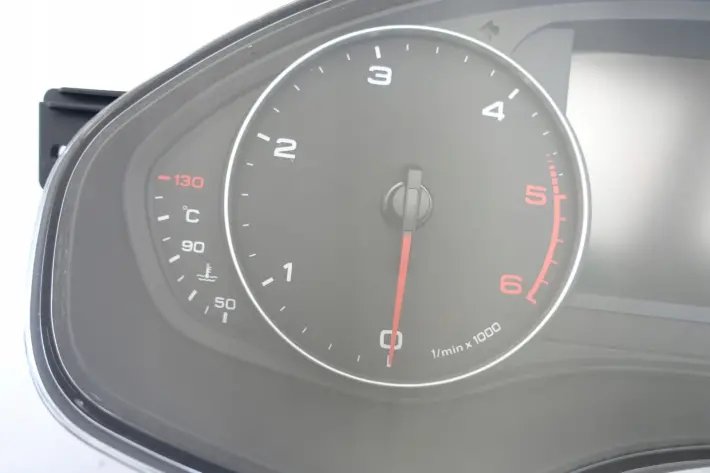 Audi A6 C7 3.0 TDI LICZNIK ZEGARY 4G8920950G oryg