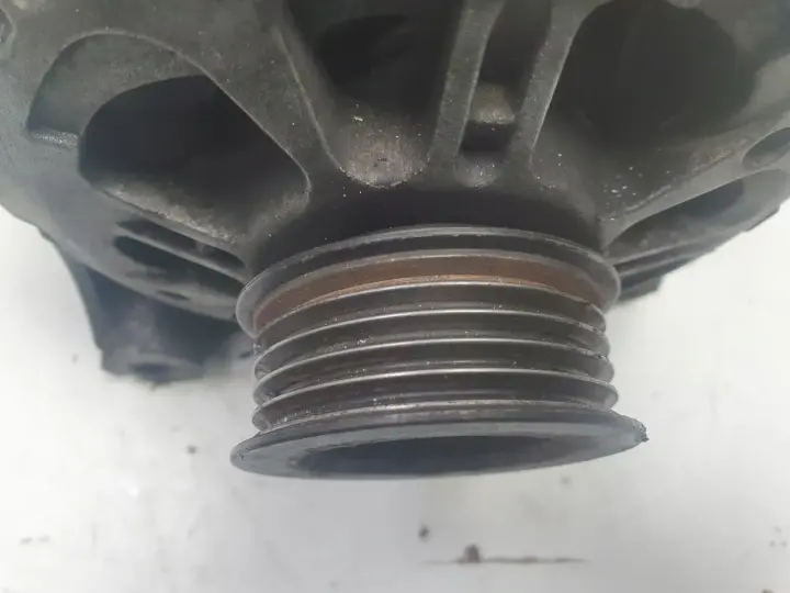 Range Rover III L322 3.0 D ALTERNATOR YLE500180 oryginał