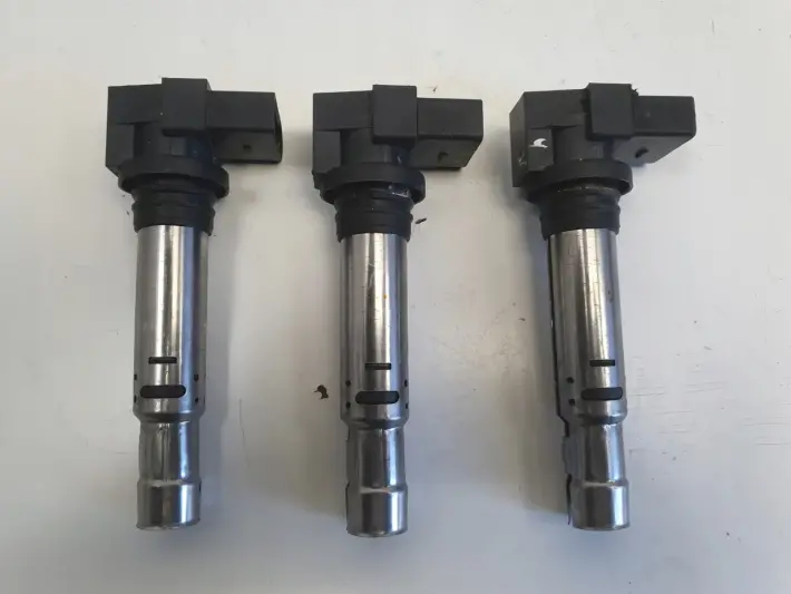 VW Golf V Audi a3 8P 1.6 FSI CEWKA ZAPŁONOWA 036905715F