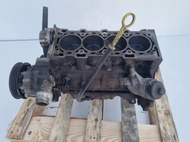 DÓŁ SILNIKA BLOK WAŁ TŁOK Opel Zafira B Astra IV J 1.6 16V Z16XER 55559361