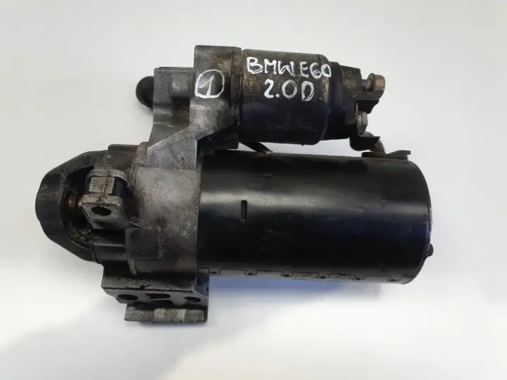 BMW E60 2.0 D ROZRUSZNIK 0001139002 bosch