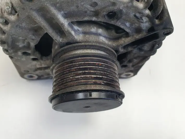 VW Eos 2.0 TDI ALTERNATOR bosch 03G903023 180A