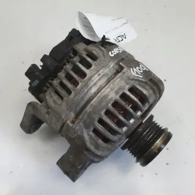 Opel Corsa D 1.4 16V ALTERNATOR bosch 0124425087 120A