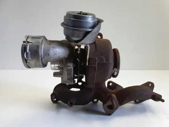 VW Golf V 2.0 TDI TURBOSPRĘŻARKA turbo 03G253014H
