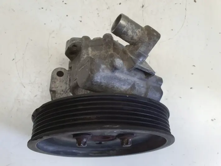 Mercedes W203 2.2 CDI POMPA WSPOMAGANIA A0024669401