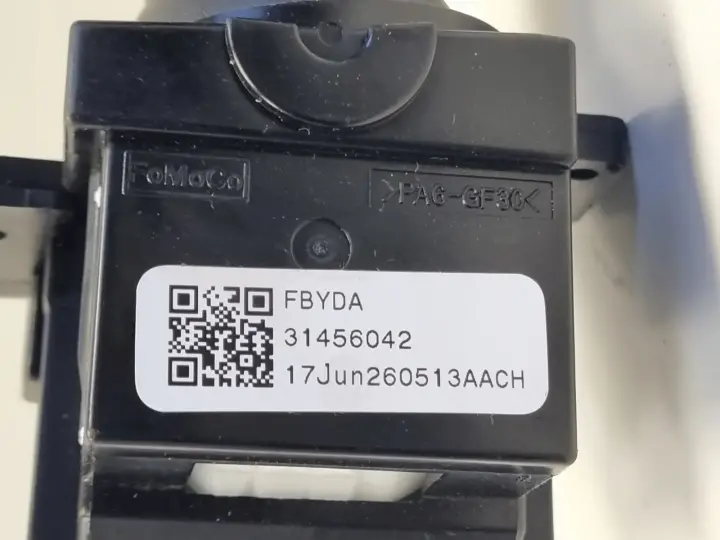 Volvo XC60 I V60 I V40 II MANETKA WYCIERACZEK przełącznik 31456042