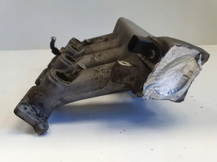 Audi A3 8L 1.8 T KOLEKTOR SSĄCY 06A133223CC