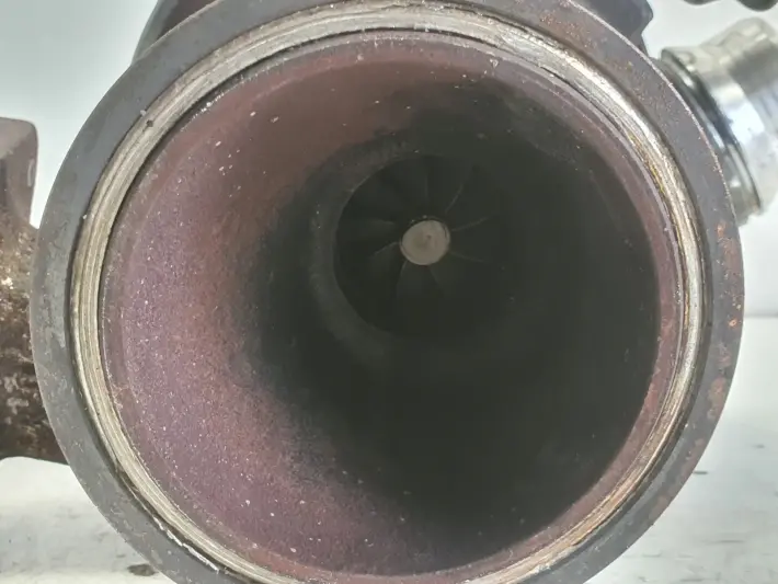 Volvo V60 S60 II 2.0 D3 TURBOSPRĘŻARKA turbo 31492968