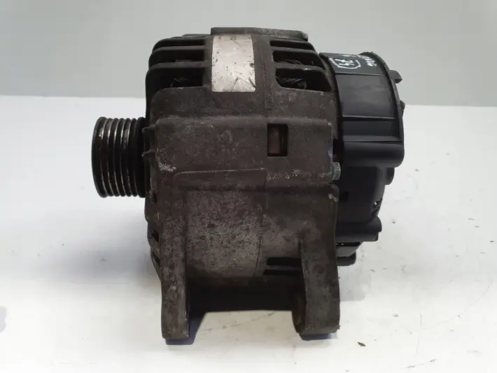 Renault Master II 2.5 DCI ALTERNATOR SG12B122